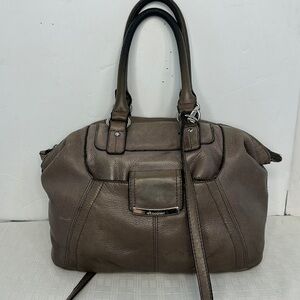 B Makowsky Puddy/Gray Soft Leather Handbag Purse